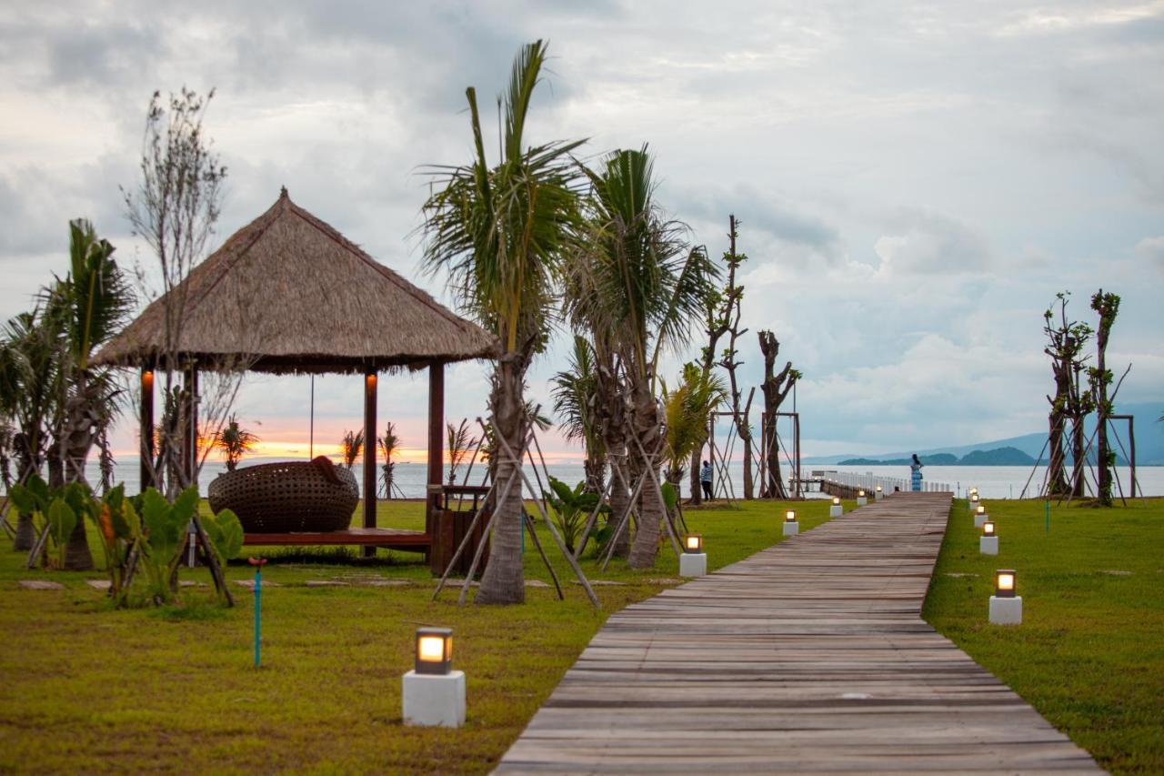 Samanea Beach Resort & Spa Kep Exterior photo